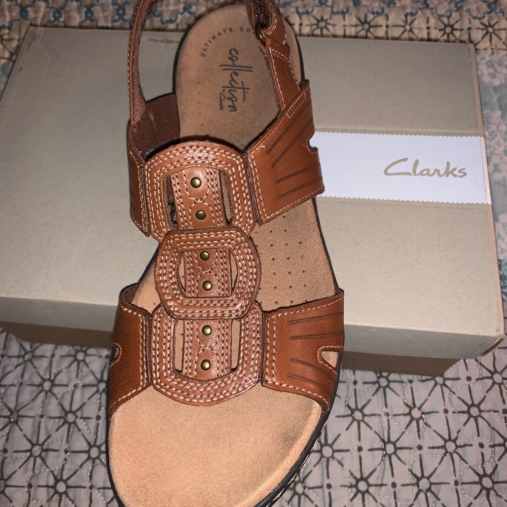 Clarks women sandals